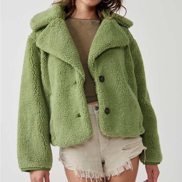 Free People Jackets & Blazers - Free People Women’s Green Cozy Jacket Size L